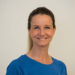 julia-runzheimer-arlinghaus-team-proreha-physiotherapie-frankfurt-2020-12-01-300x239